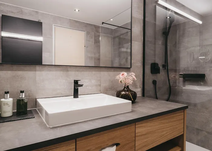 The Crystal Vaya Unique Отель *