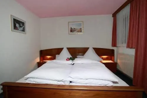 The Crystal Vaya Unique Зёльден