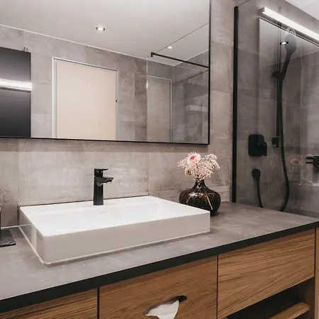 The Crystal Vaya Unique Hotel *