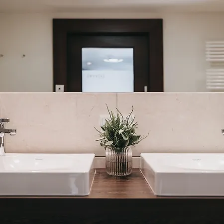 The Crystal Vaya Unique Sölden