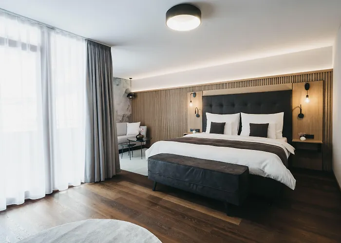 فندق The Crystal Vaya Unique *